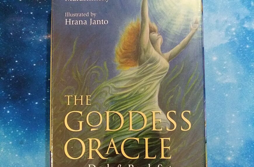 Goddess Oracle Deck & Book Set by Amy Sophia Marashinsky, Hrana Janto, Box Front