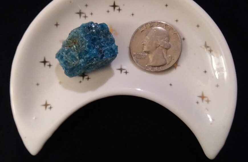 Blue Apatite Healing Crystal, Raw