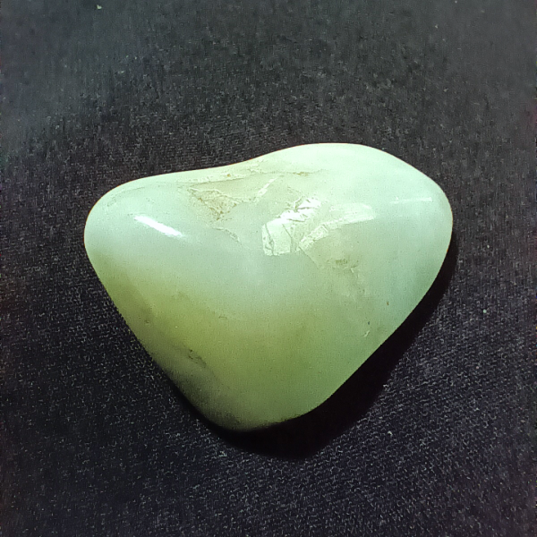 Jade Healing Crystal, Tumbled, 1 Stone on black background (5)