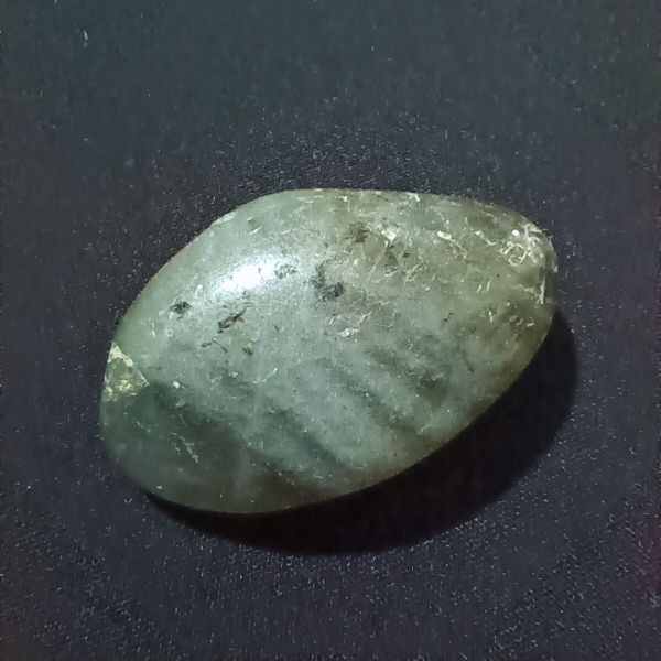 Labradorite Healing Crystal, Tumbled, 1 Stone on black background (1)
