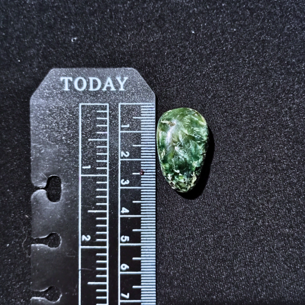 Seraphinite Healing Crystal, Tumbled, 1 Stone, ruler, 3 cm