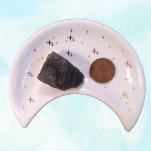 Labradorite Healing Crystal, Raw, 1 Stone in moon-shaped dish on light background