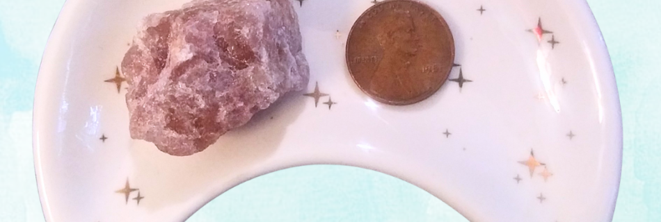 Strawberry Quartz Healing Crystal, Raw, 1 Stone in moon-shaped dish on light background