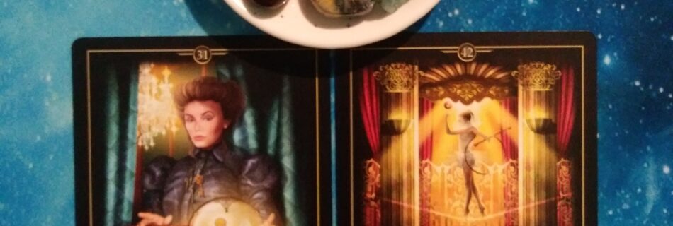 A Message from the Universe ~ The Key To Your Dreams, The Oracle of Visions Cards