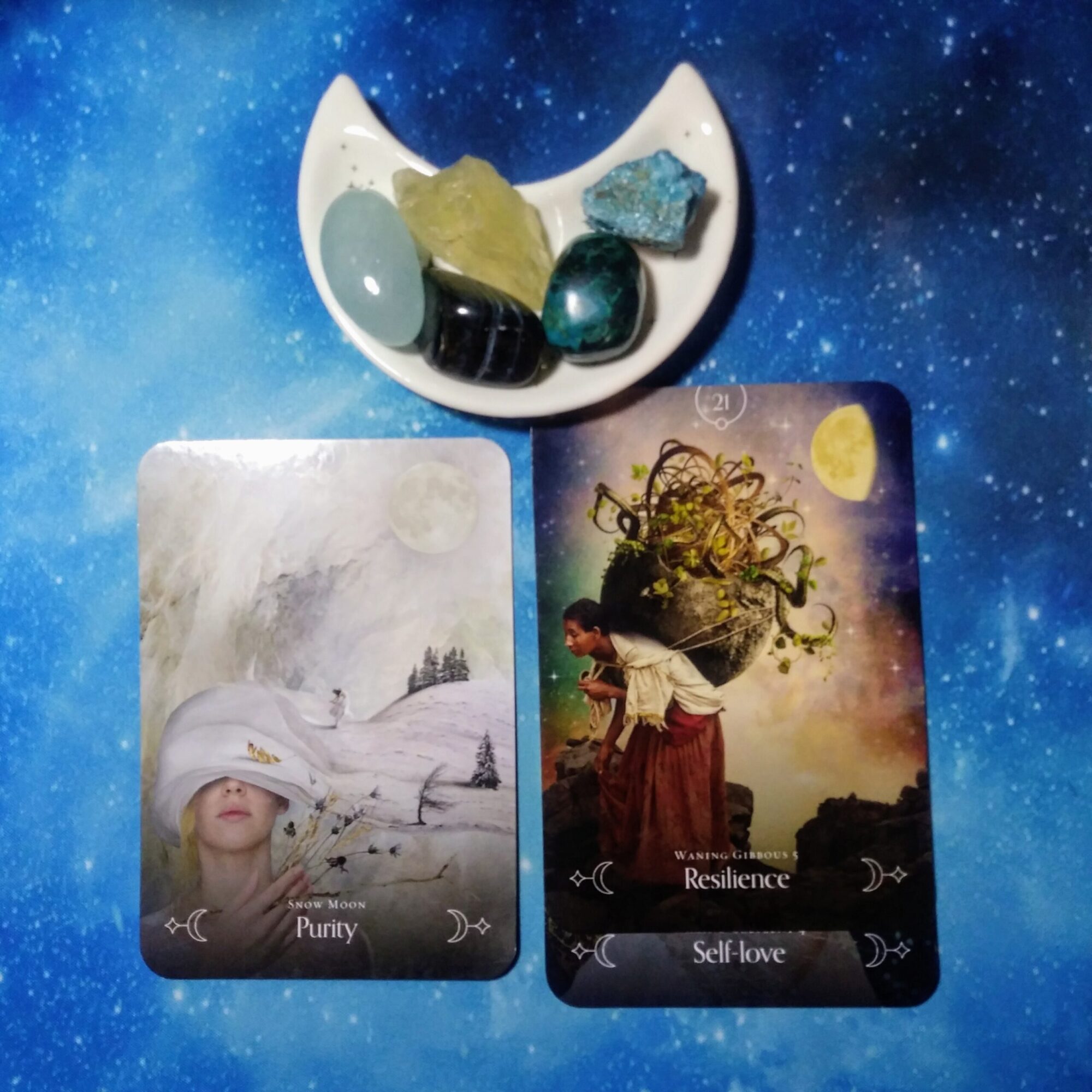 A Message from the Universe ~ Feeling a Little Overwhelmed? Queen of the Moon Oracle