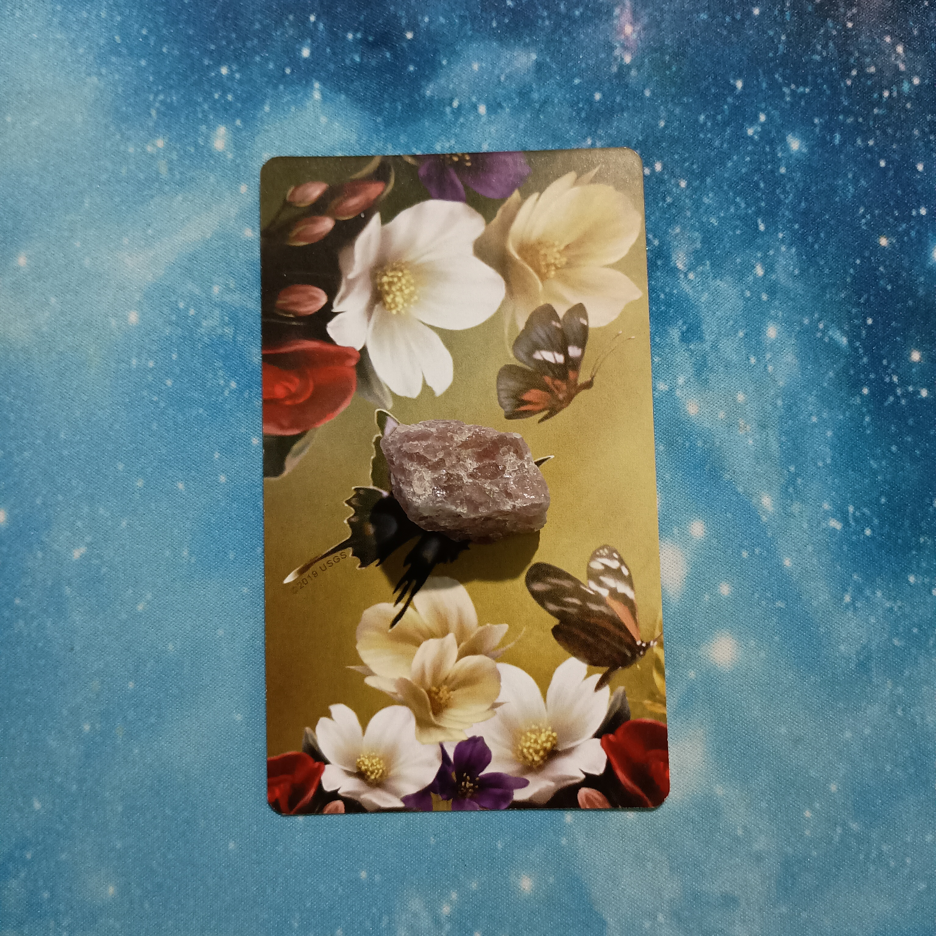 Full Moon Pick-a-Card Tarot Reading for June 2025, Pile 1, Strawberry Quartz crystal on 1 Elle Qui oracle card, face down