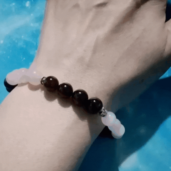 Cosmic Connection: Rose Quartz & Garnet Bracelet for Unconditional Love - Image 2