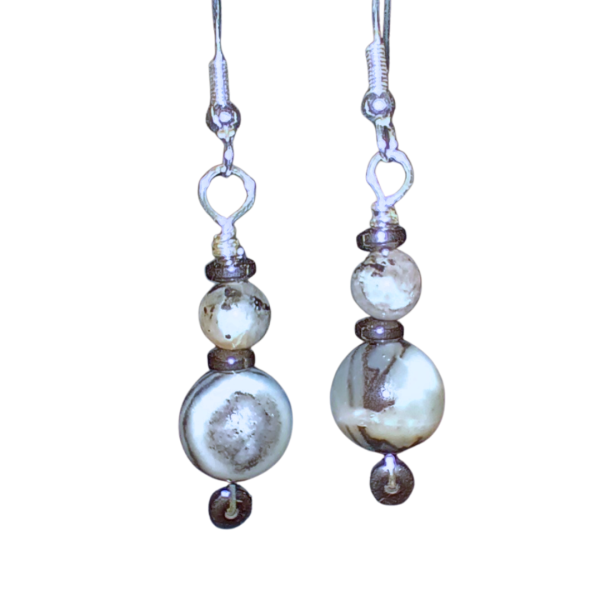 Grounded Flow: Indian Agate, Hematite, & Labradorite Earrings - Image 3