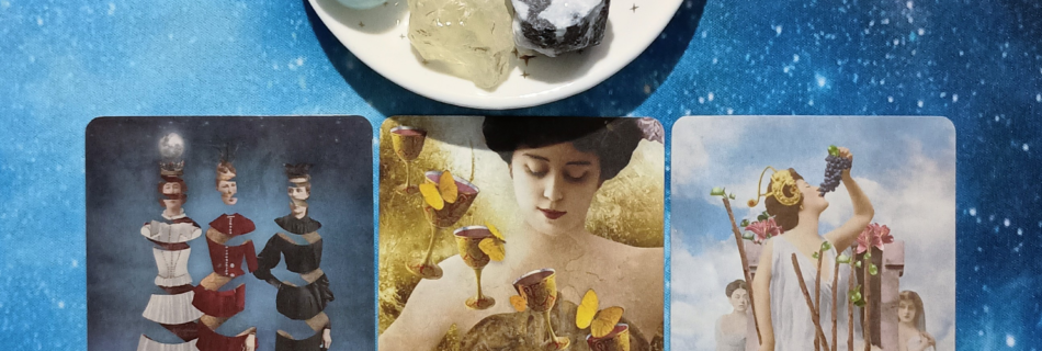 A Season of Expansion: A Message From the Universe, 3 Dreamkeeper’s Tarot cards and crystals on a starry blue background